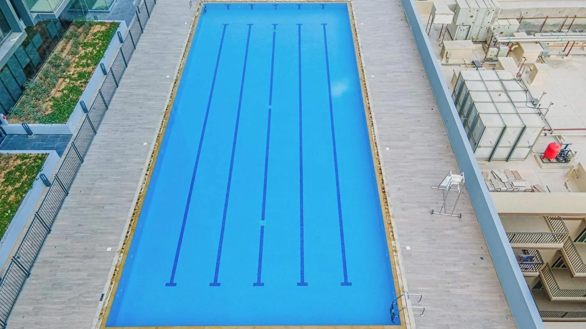Sophisticated 1 Bedroom Apartment In Bloom Tower B 두바이 아랍에미리트