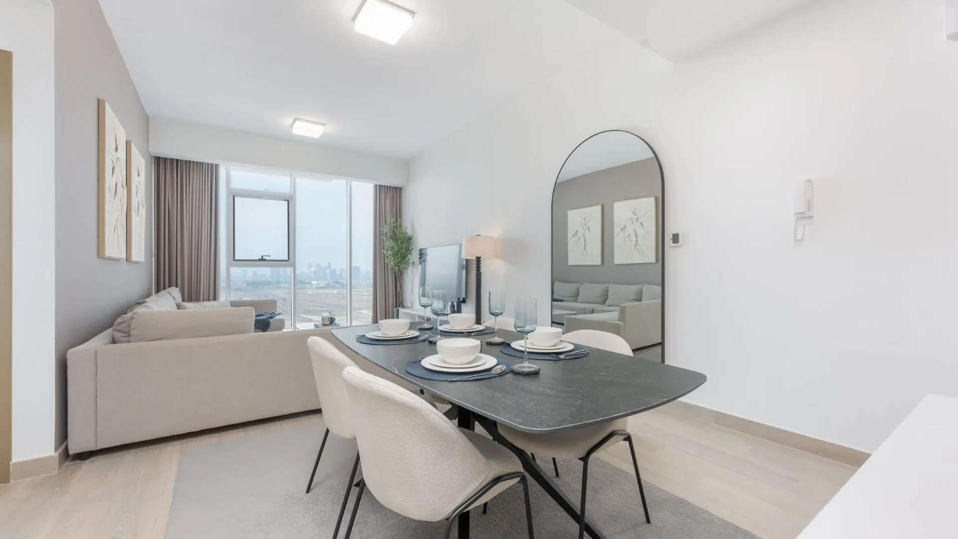 Sophisticated 1 Bedroom Apartment In Bloom Tower B Dubai